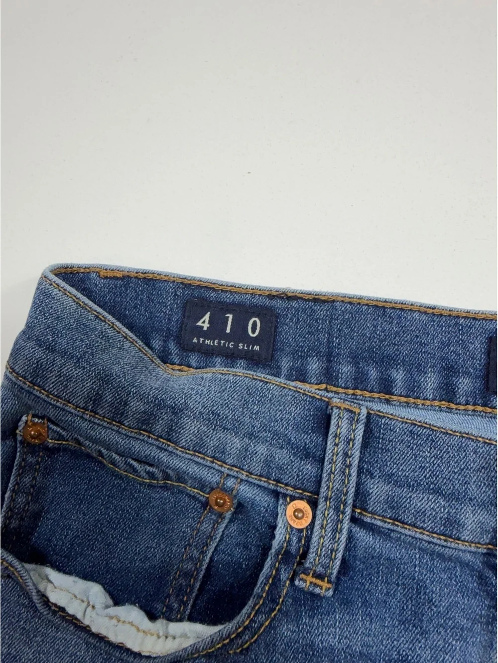 Lucky Brand 410 Athletic Slim Jeans Men’s 32x32 Blue Stretch Denim EUC
